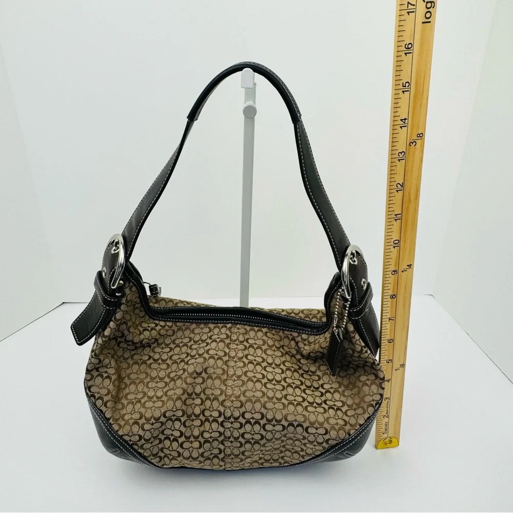 Coach Vintage Signature Soho Hobo Shoulder Bag. Iconic Coach 